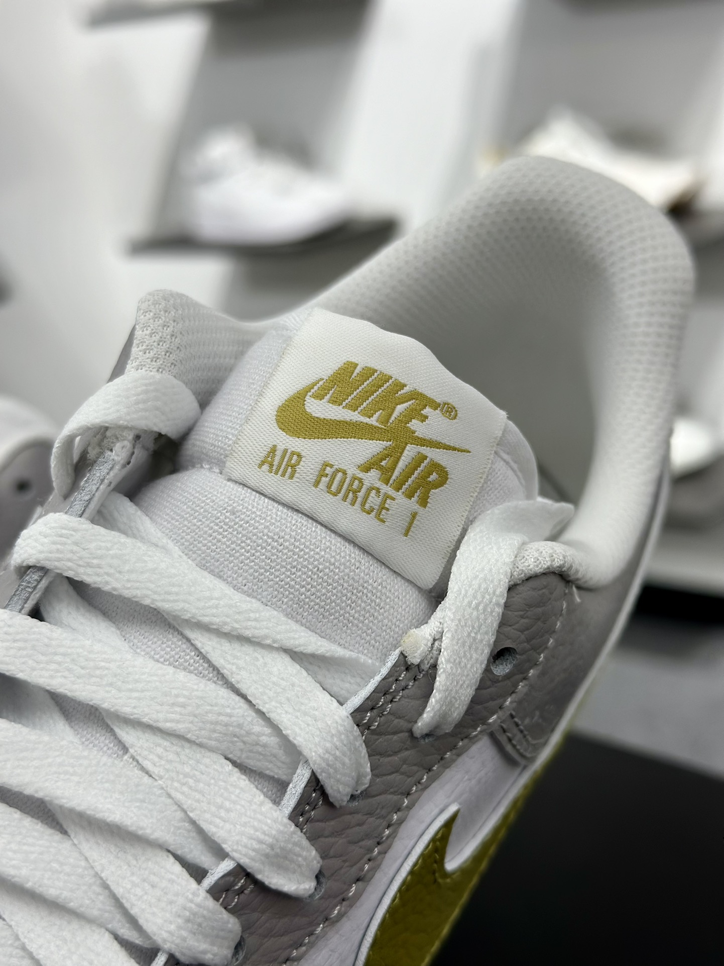200 NK Air Force 1′07 Low 空军一号低帮百搭休闲运动板鞋 IB3881-001