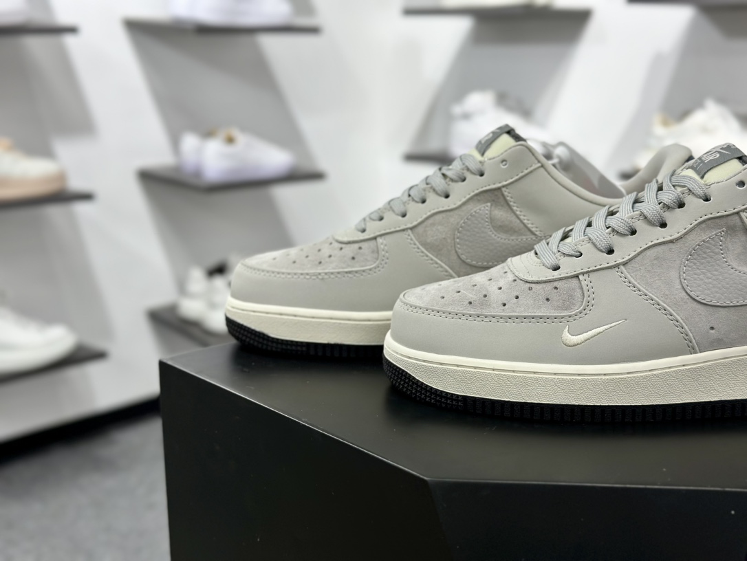 260 Nk Air Force 1‘07 Low 斯图西联名 星河灰 空军一号 低帮休闲板鞋 KK1988-055