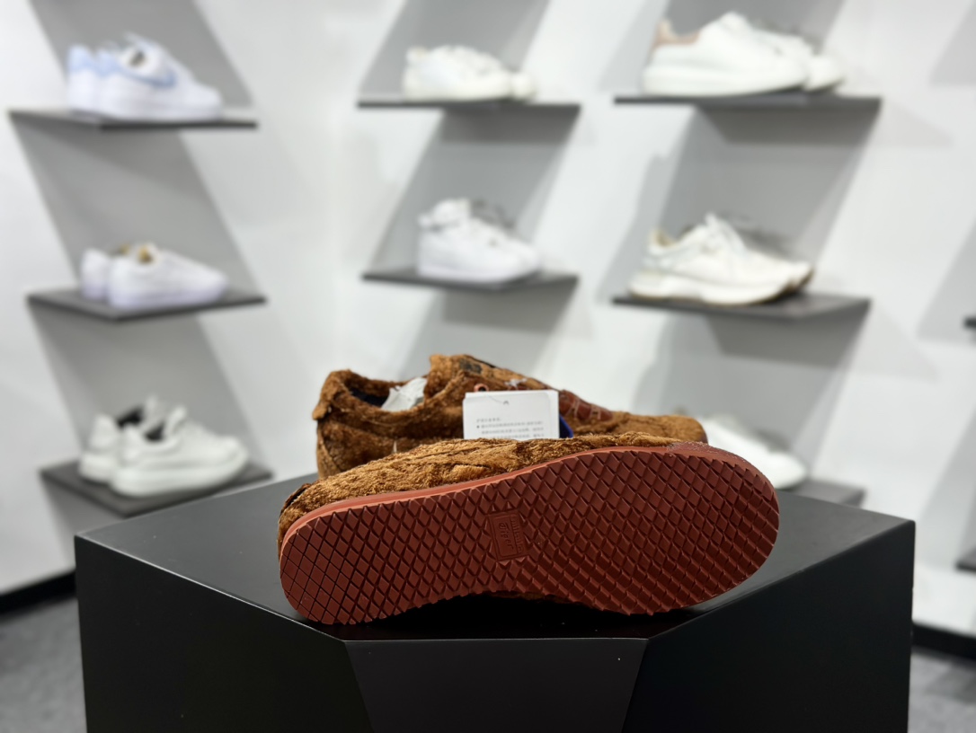 鬼塚虎/Onitsuka Tiger Mexico 66 SD 墨西哥虎爪百搭休闲皮革慢跑鞋“橘棕毛绒” 1183C270-200
