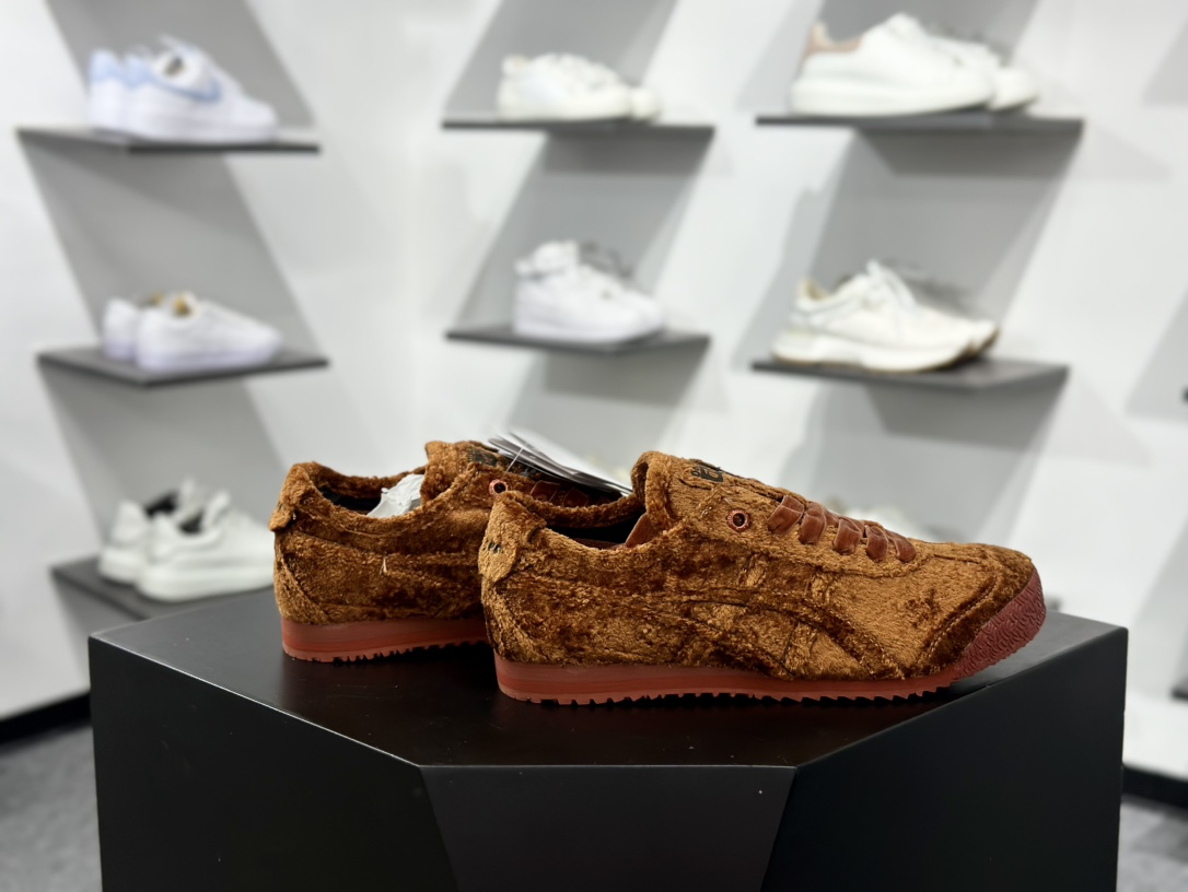 鬼塚虎/Onitsuka Tiger Mexico 66 SD 墨西哥虎爪百搭休闲皮革慢跑鞋“橘棕毛绒” 1183C270-200
