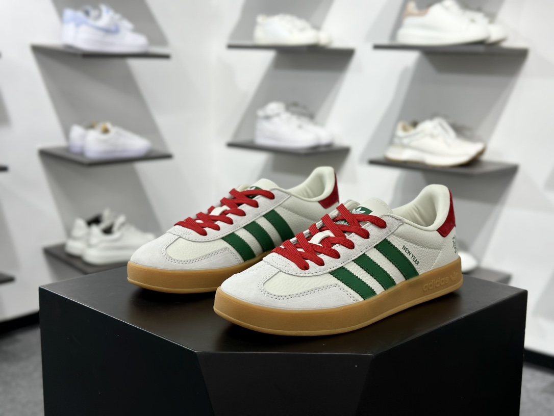 200 Adidas Samba OG 发财白红绿 复古桑巴板鞋  CH6336-719