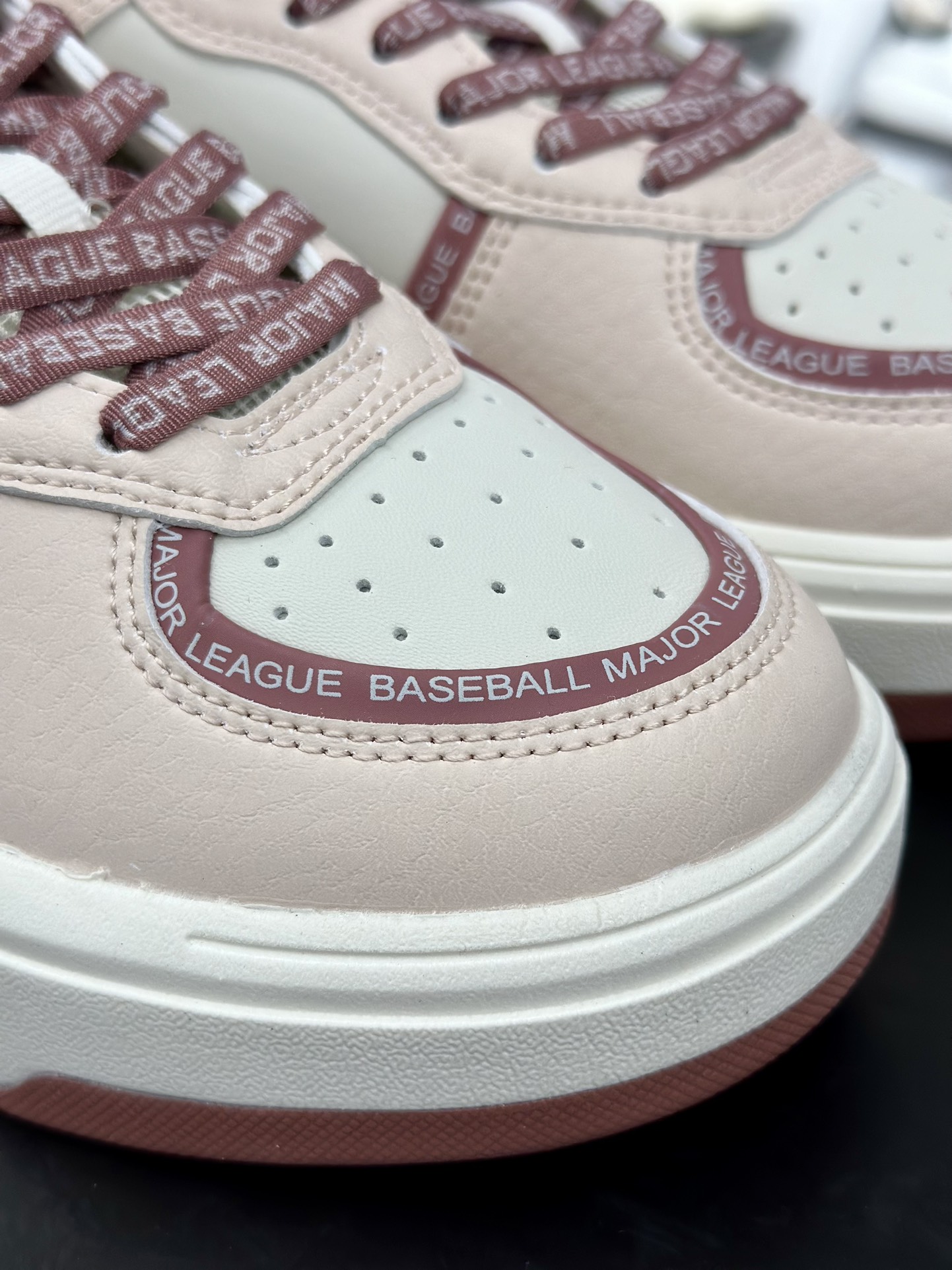 New York Yankees x MLB Chunky Liner Low 学长鞋系列低帮老爹板鞋“浅绿米白NY大标” 3ASXCLT4N-50MTM