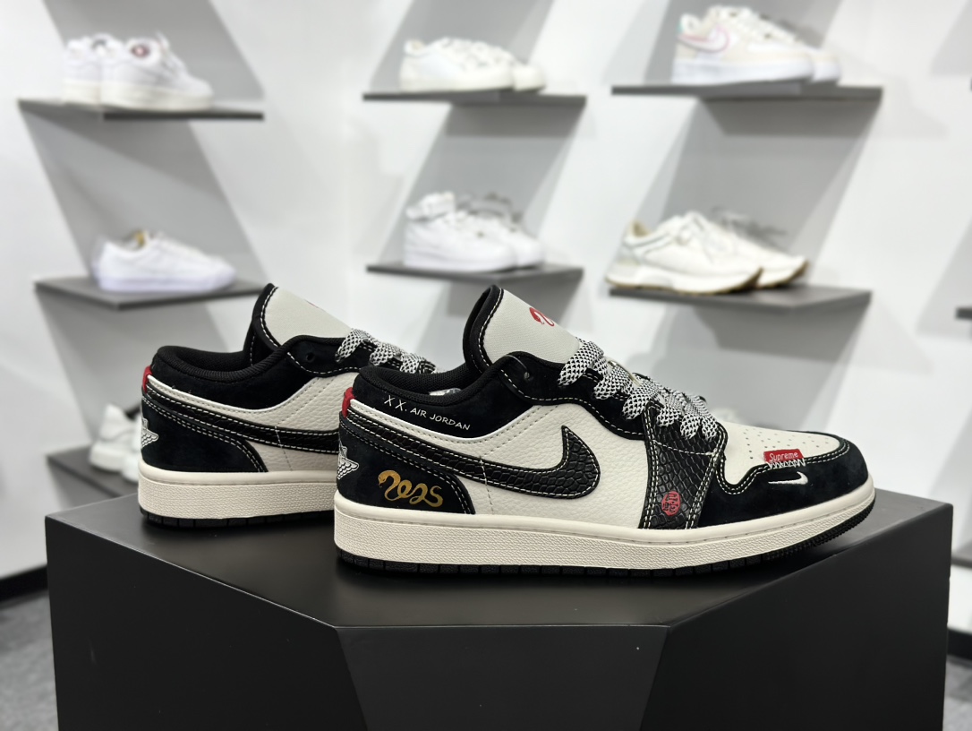 280 Nike Jordan Air Jordan 1 斯图西联名  SJ9950-056