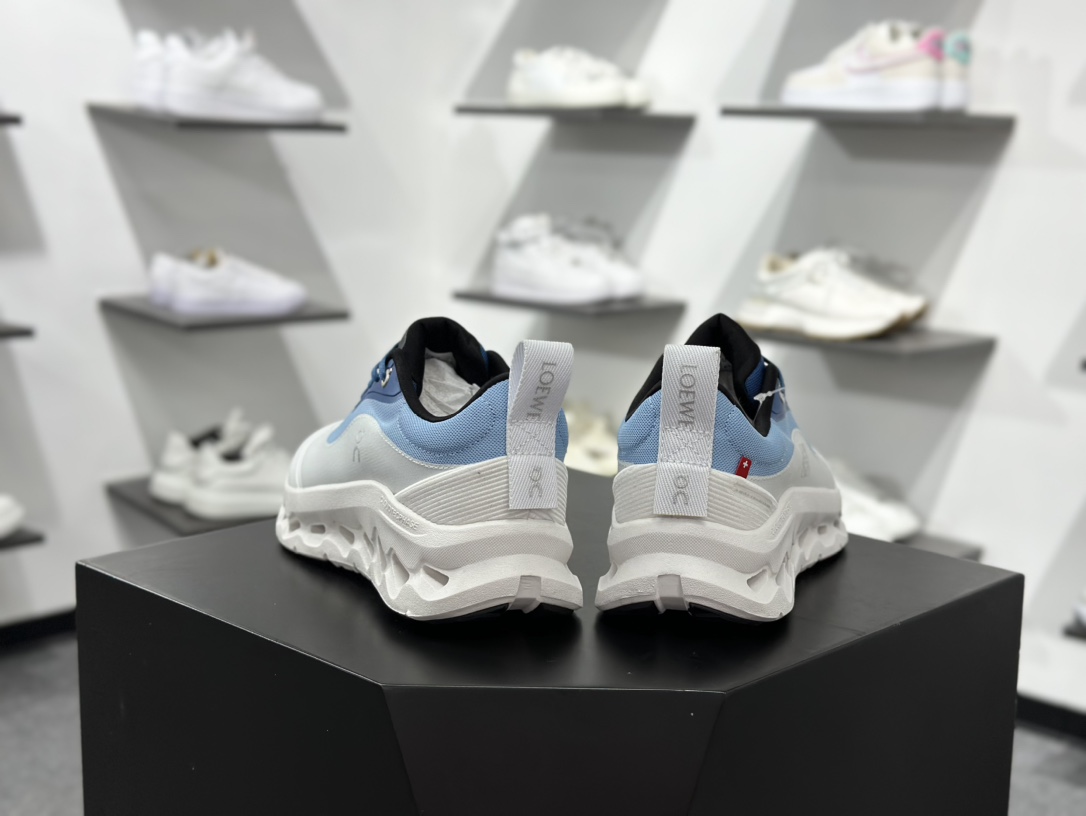200 On昂跑 Cloudtilt Loewe 户外街头机能风跑步鞋  3WE10870486