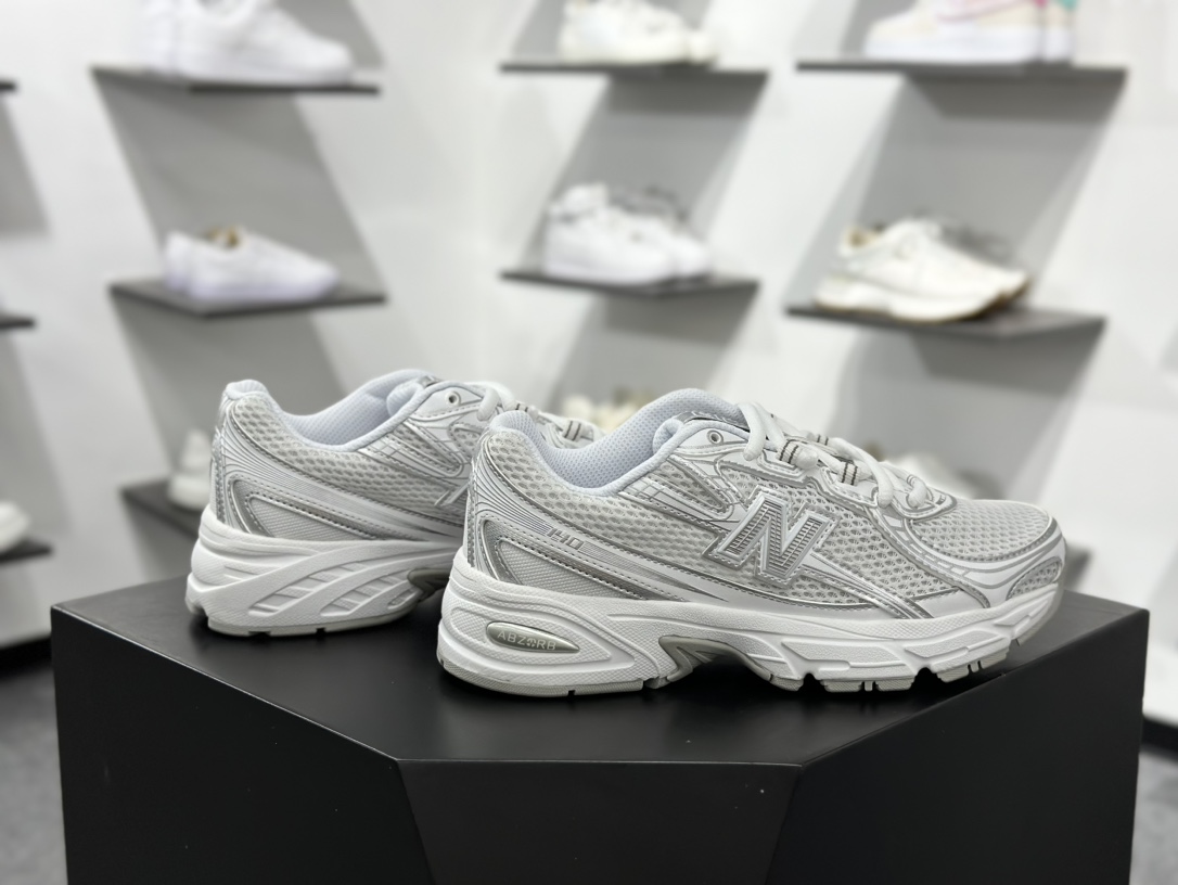 240 New Balance NB740 轻便复古休闲运动跑步鞋   U740WM2