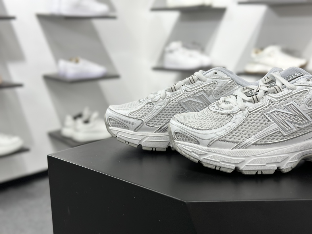 240 New Balance NB740 轻便复古休闲运动跑步鞋   U740WM2