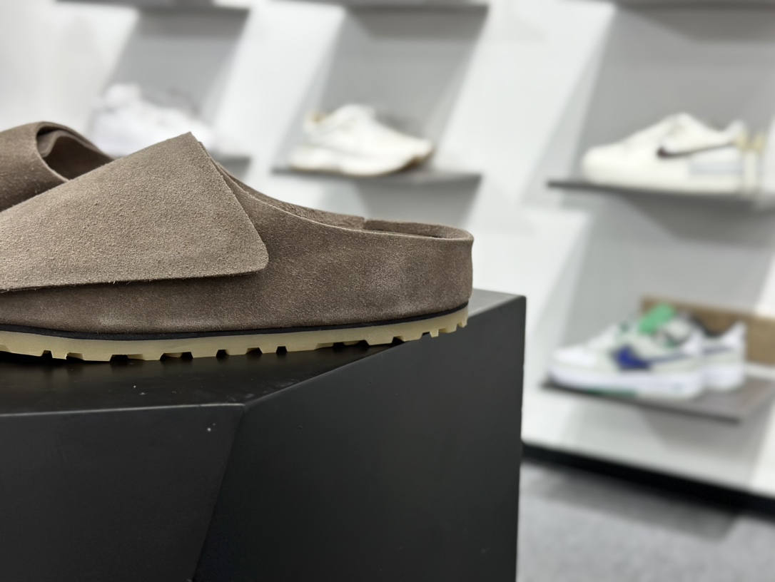 280 X1 SS FOG 新款FEAR OF GOD x Birkenstock 联名款魔术贴拖鞋来啦