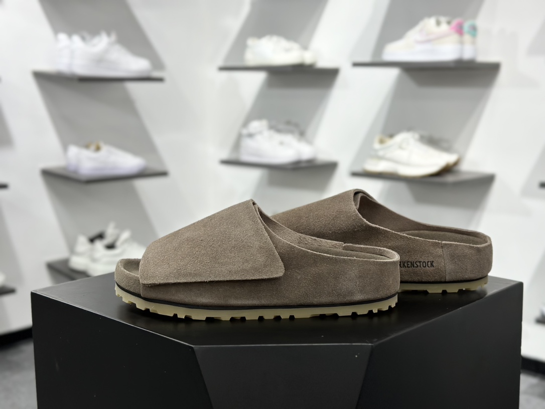 280 X1 SS FOG 新款FEAR OF GOD x Birkenstock 联名款魔术贴拖鞋来啦
