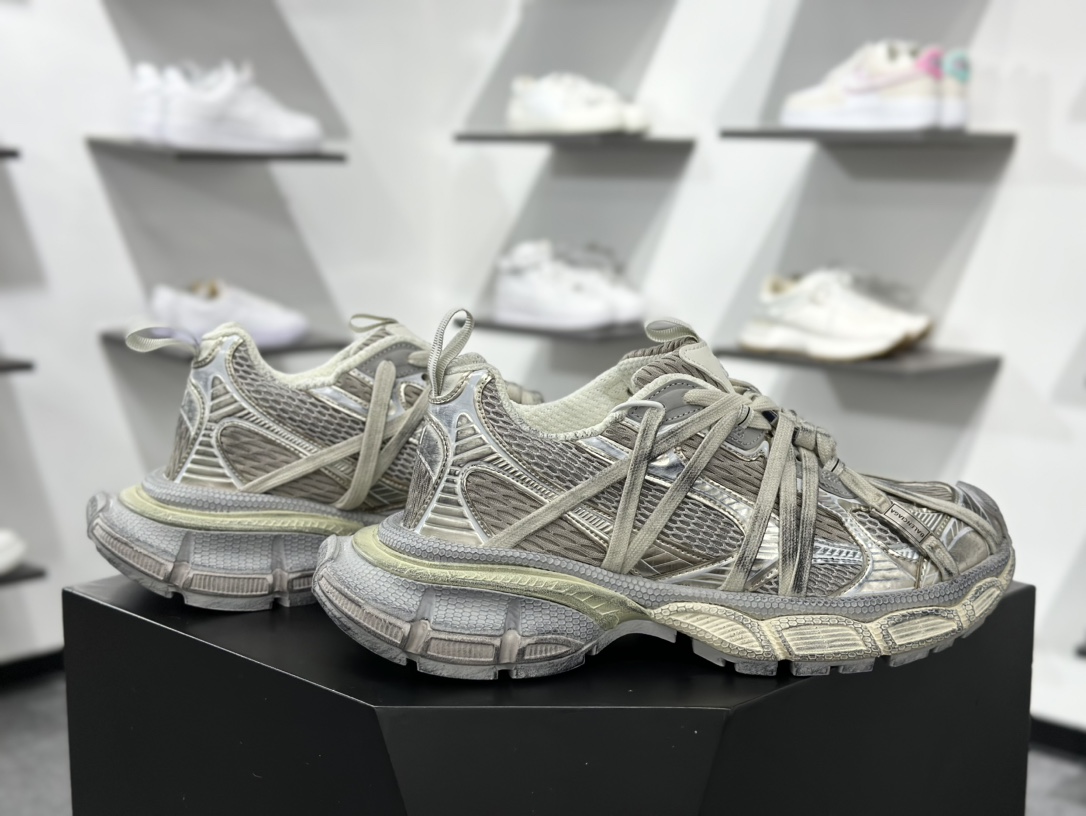 480 巴黎世家BALENCIAGA 3XL Sneakers 3+系列低帮复古阔型底姥爹慢跑鞋“灰色木乃伊绑绳”825601 W3XCH 9191