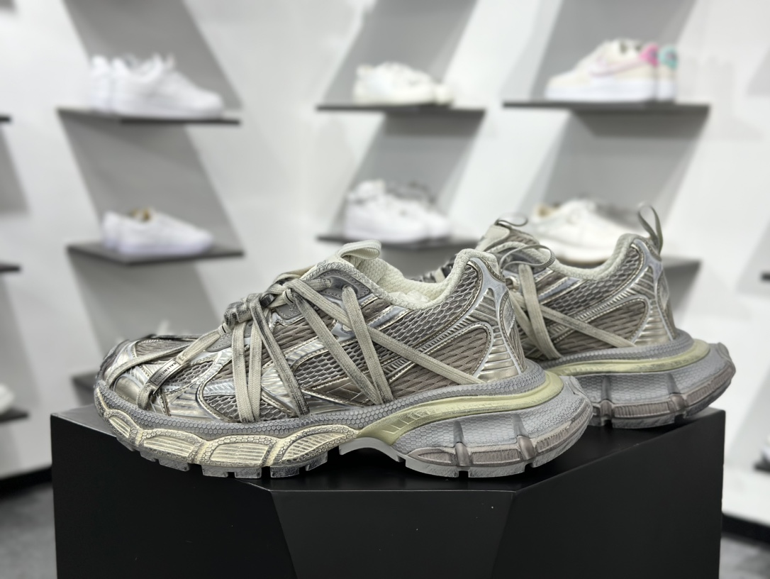 480 巴黎世家BALENCIAGA 3XL Sneakers 3+系列低帮复古阔型底姥爹慢跑鞋“灰色木乃伊绑绳”825601 W3XCH 9191