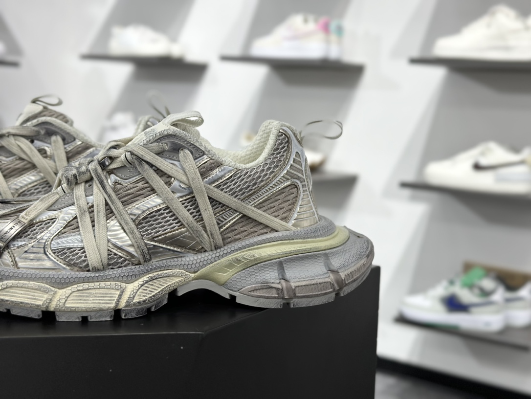 480 巴黎世家BALENCIAGA 3XL Sneakers 3+系列低帮复古阔型底姥爹慢跑鞋“灰色木乃伊绑绳”825601 W3XCH 9191