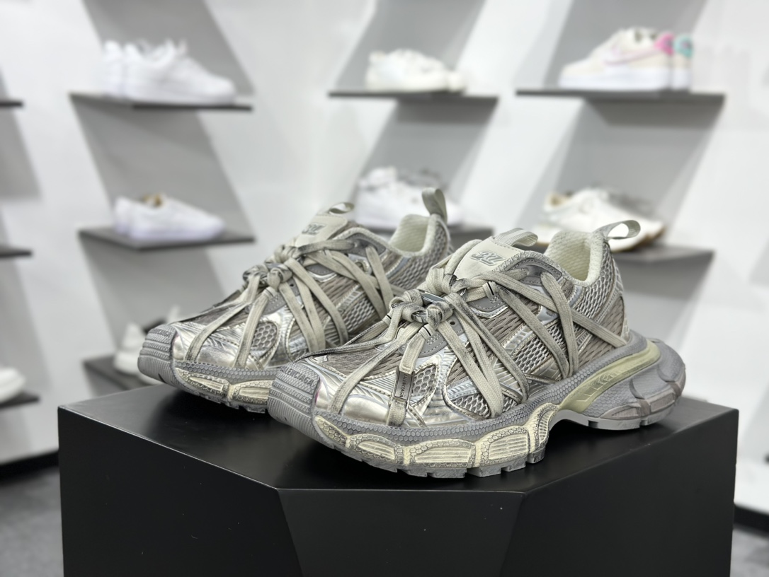 480 巴黎世家BALENCIAGA 3XL Sneakers 3+系列低帮复古阔型底姥爹慢跑鞋“灰色木乃伊绑绳”825601 W3XCH 9191
