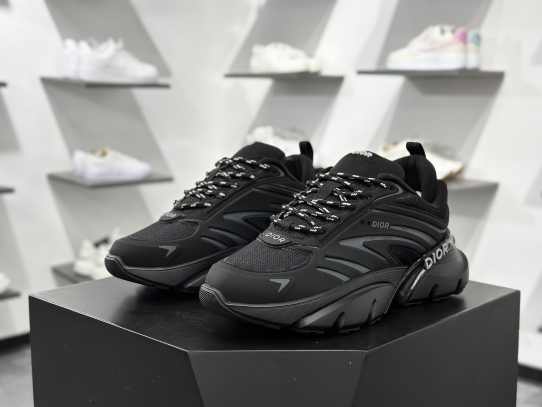 520 Dior 迪奥 Blade Runner Microfiber Me 复古休闲老爹鞋