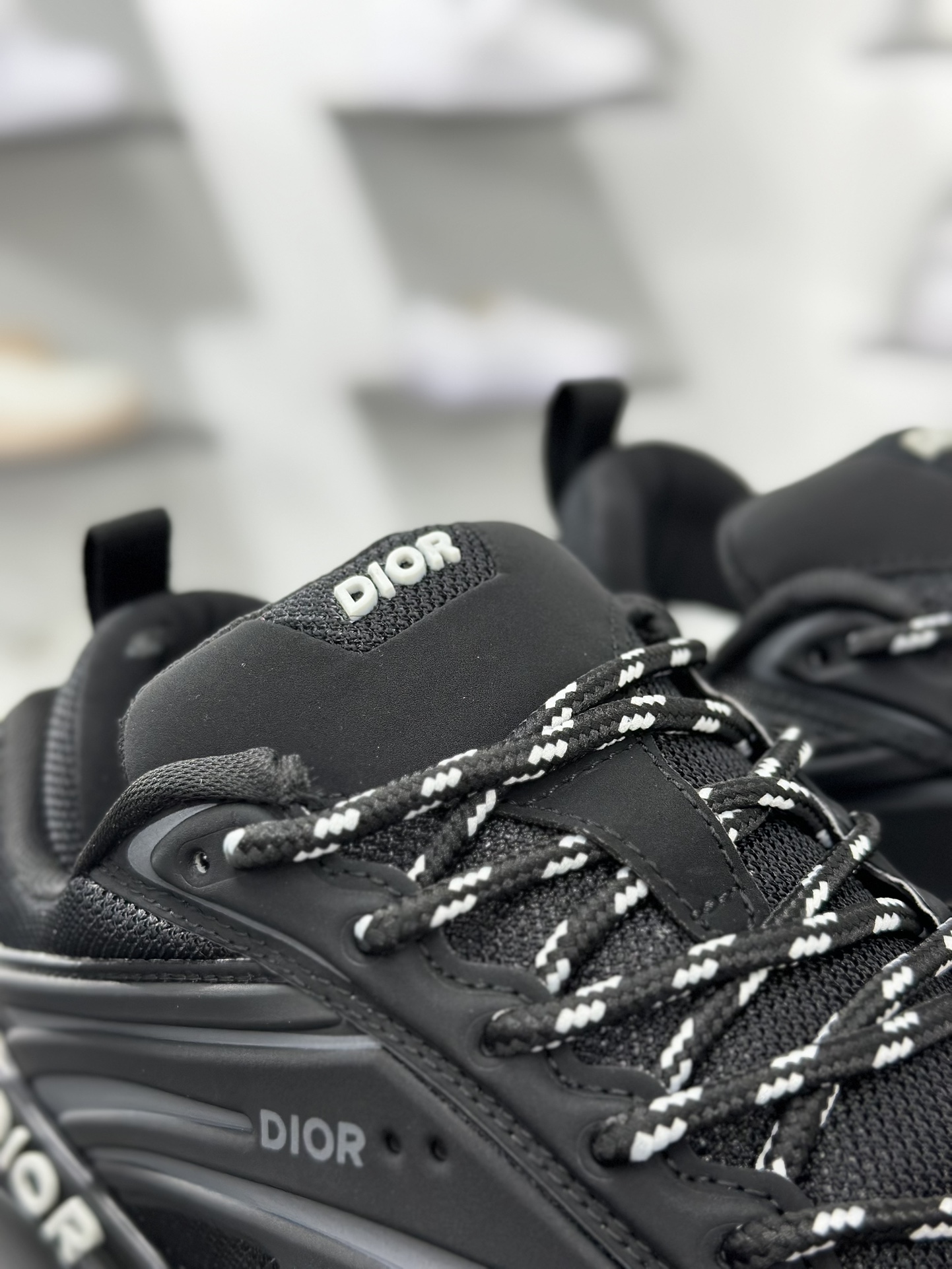 520 Dior 迪奥 Blade Runner Microfiber Me 复古休闲老爹鞋
