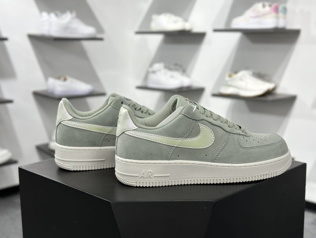 200 Air Force 1 '07 Low 灰绿色  HJ4401-300