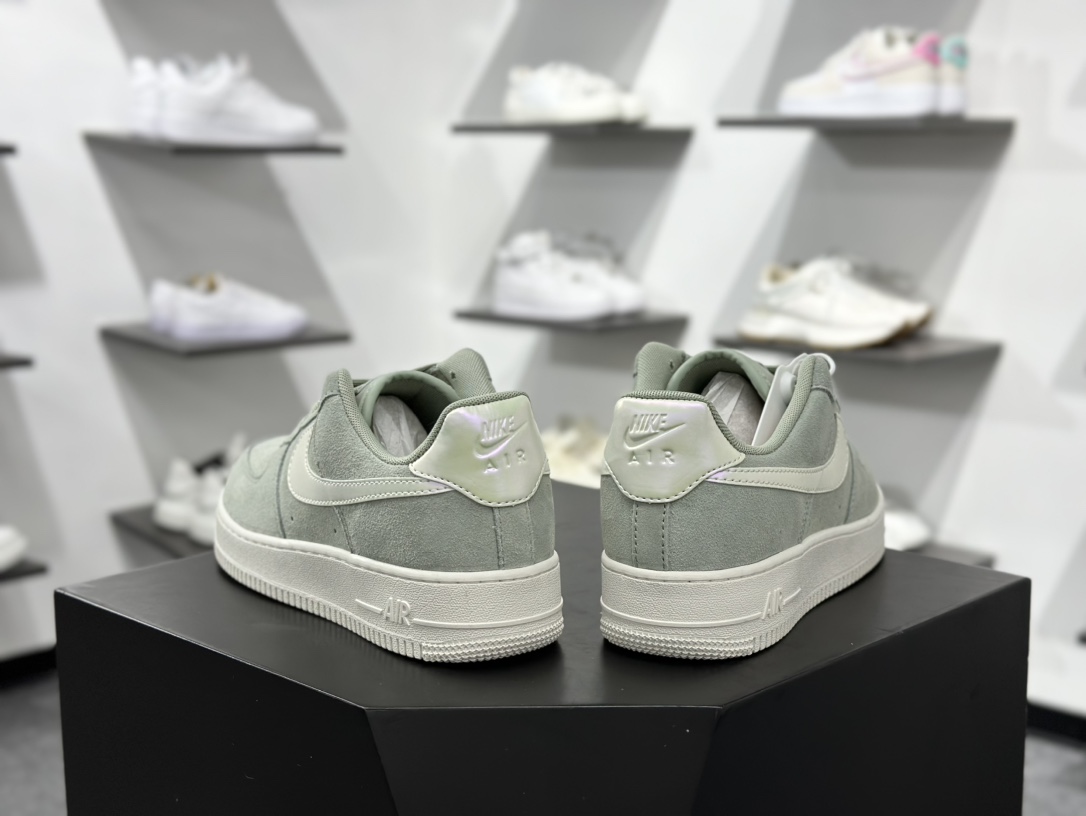 200 Air Force 1 '07 Low 灰绿色  HJ4401-300