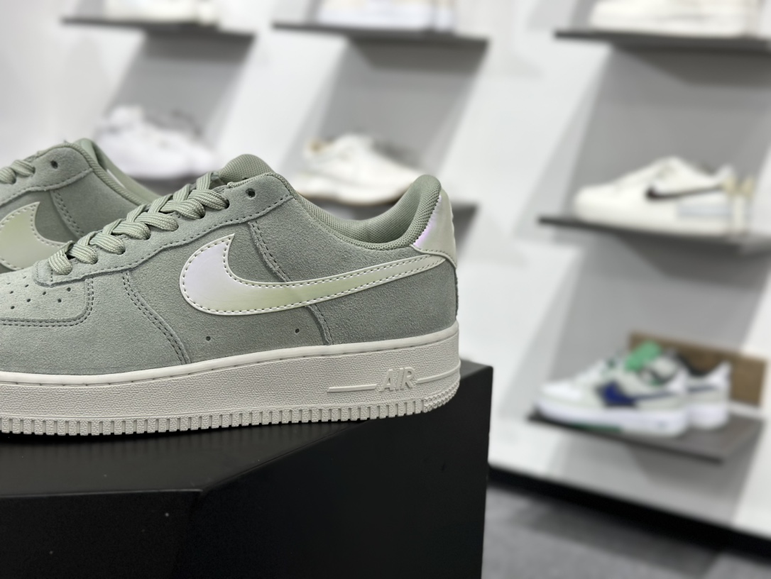 200 Air Force 1 '07 Low 灰绿色  HJ4401-300