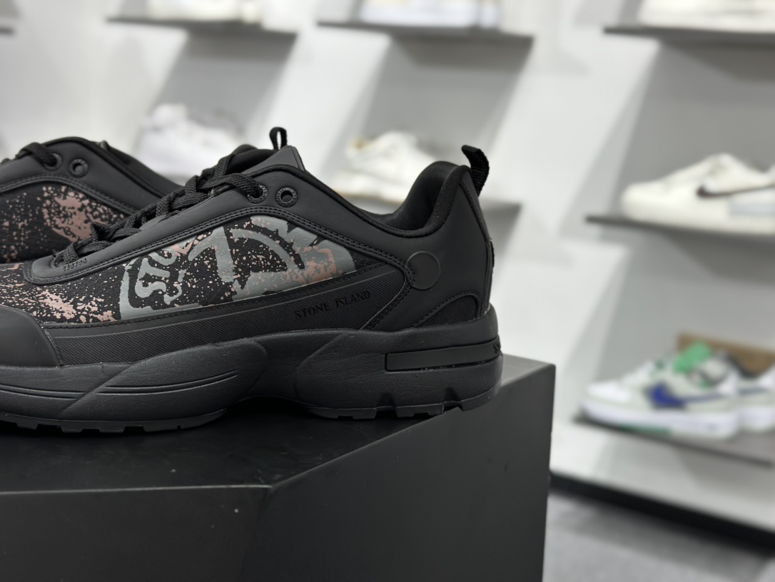 300 Stone Island Grime Panelled 石头岛黑褐色舒适时尚低帮生活休闲鞋