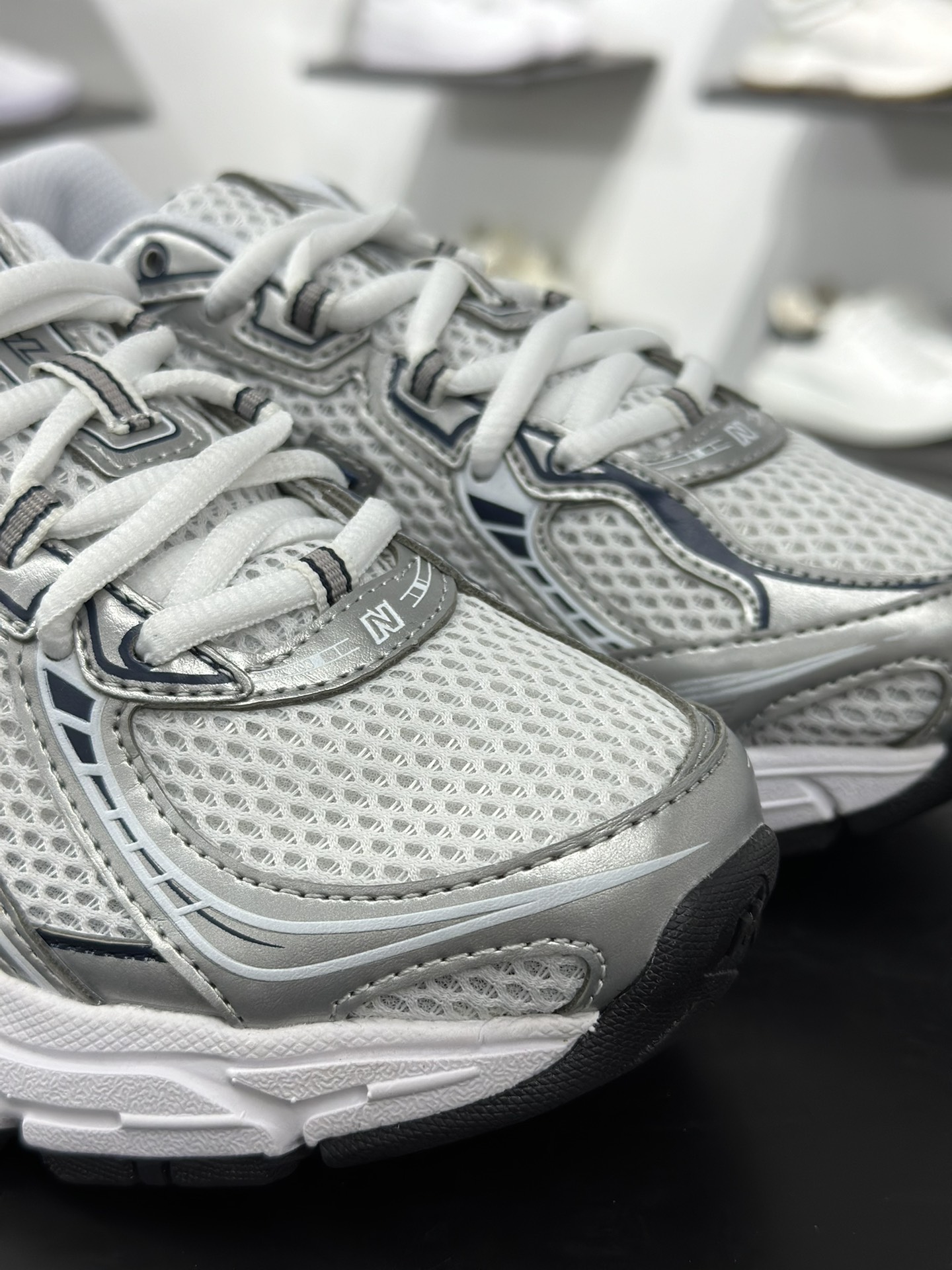 240 New Balance NB740 轻便复古休闲运动跑步鞋 U740WN2