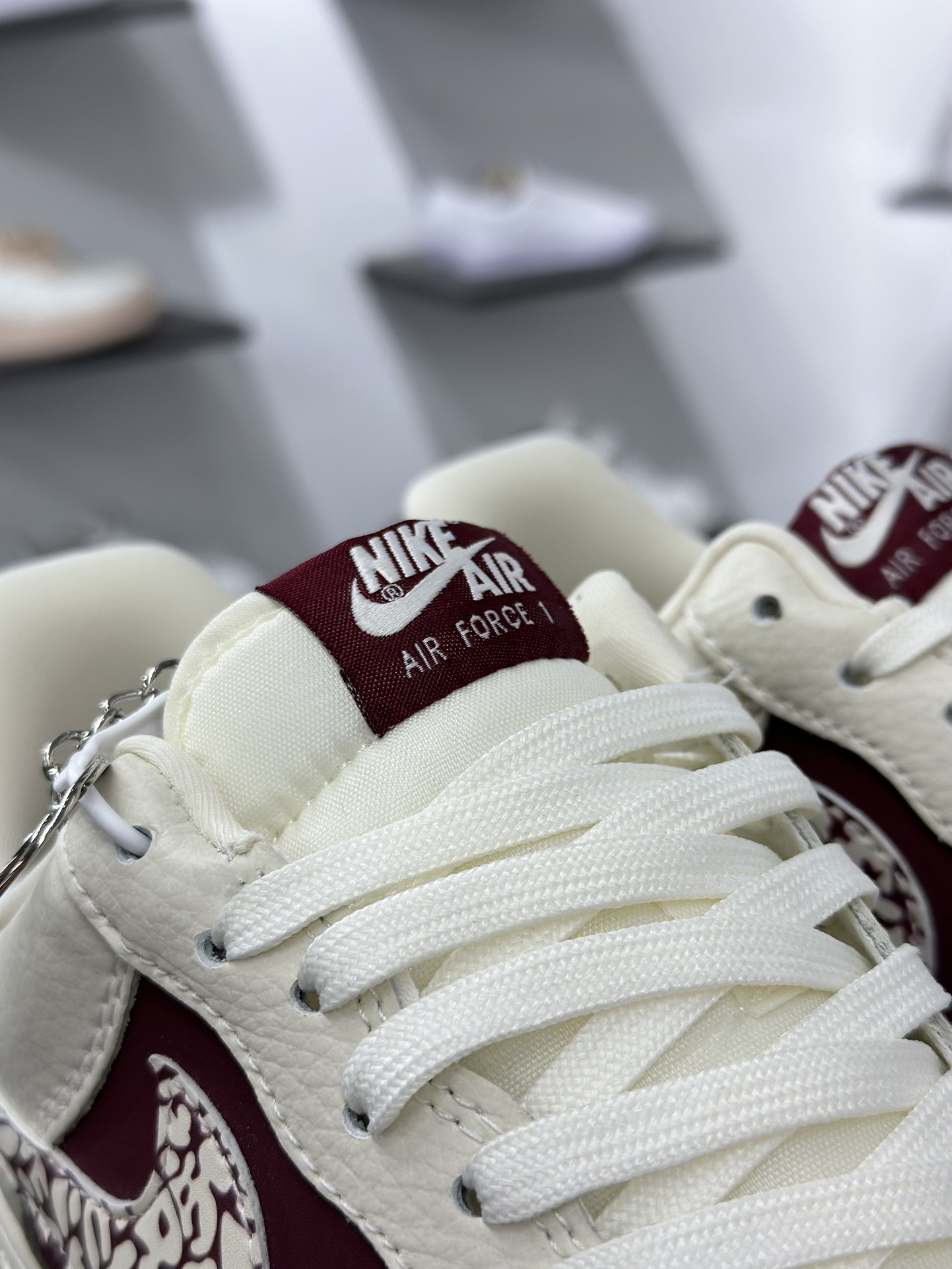 260 NK Air Force 1′07 Low 空军一号低帮百搭休闲运动板鞋 KK1988-070