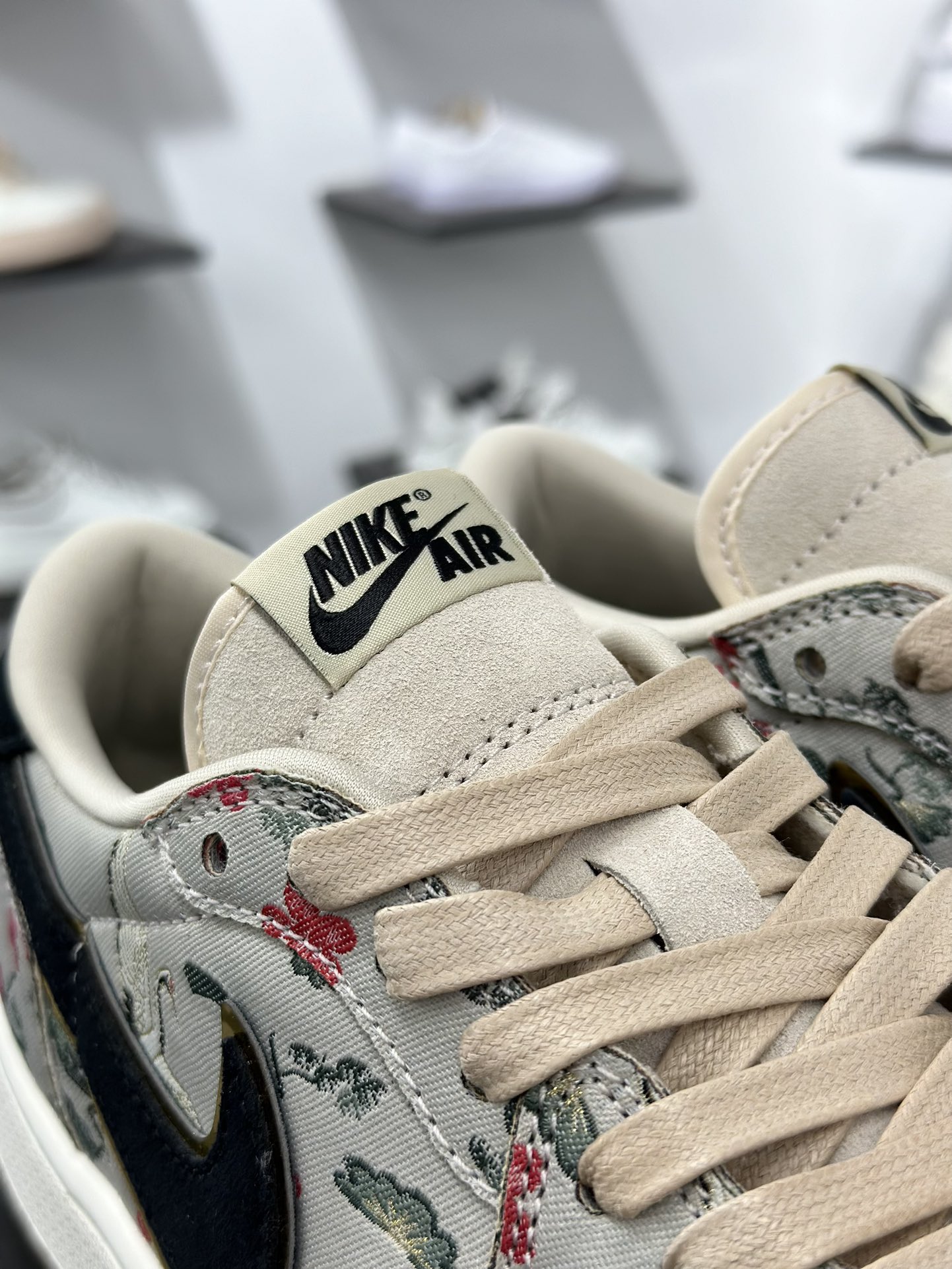 220 Air Jordan AJ1 Low 低帮 八村塁联名 花卉 HV8293-100