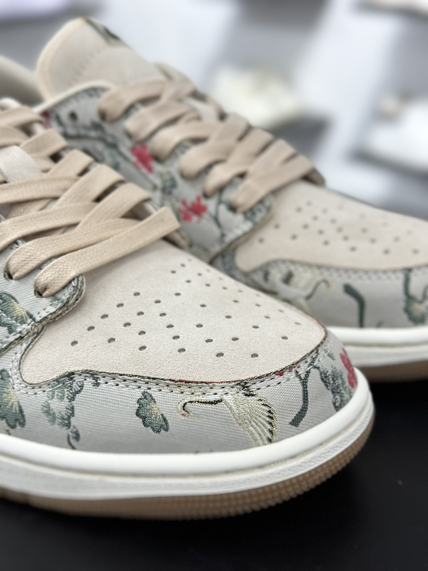 220 Air Jordan AJ1 Low 低帮 八村塁联名 花卉 HV8293-100
