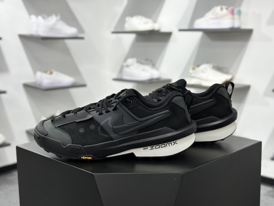 300 Sacai x Nike Zegamadome SP 联名款  机能风休闲运动鞋  HQ8618-001