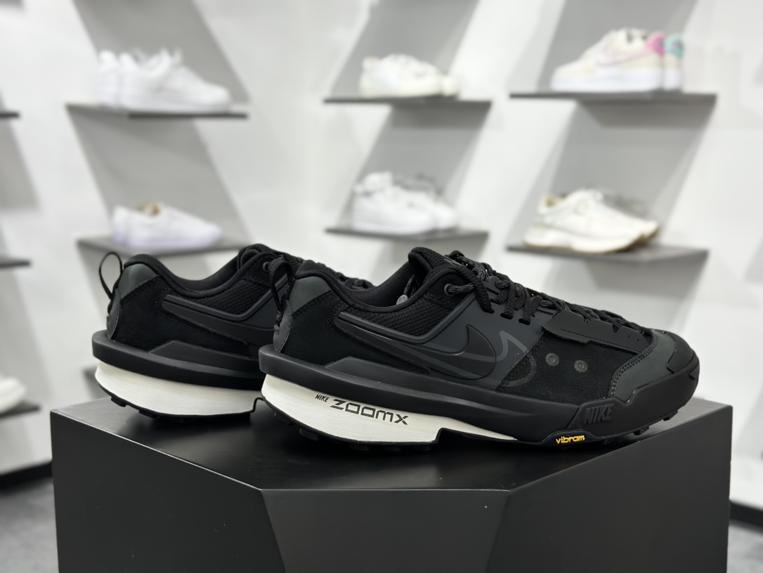 300 Sacai x Nike Zegamadome SP 联名款  机能风休闲运动鞋  HQ8618-001