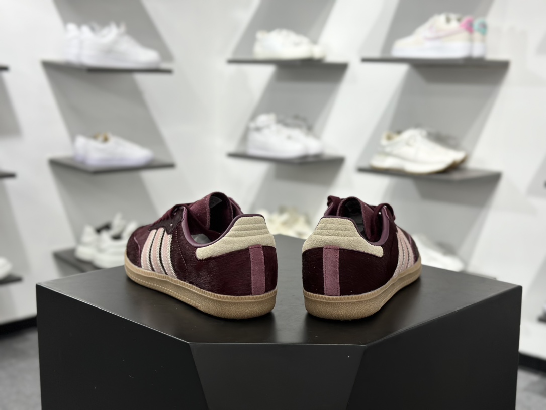 240 Adidas Originals Samba 桑巴德训鞋T字鞋   JP5330 马毛酒红色