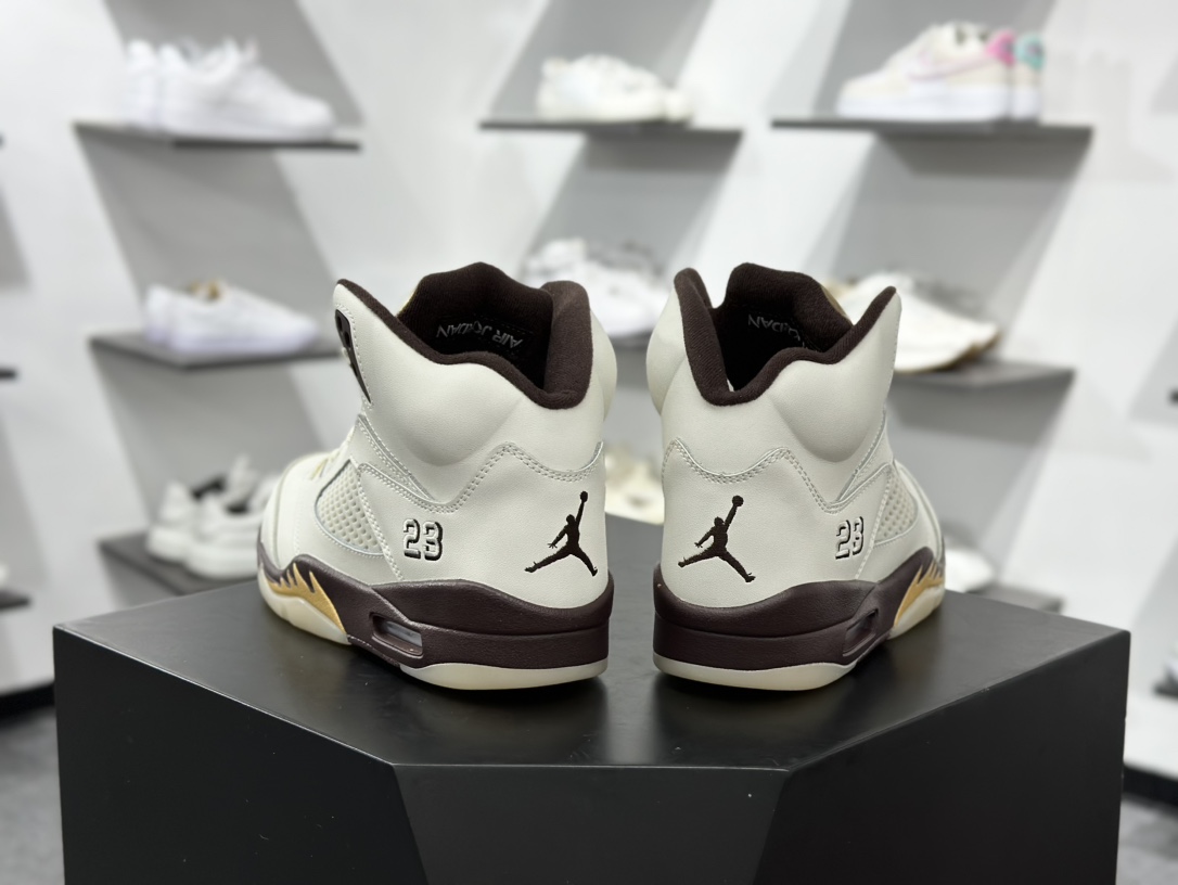 280 Air Jordan 5 Retro WMNS ”Earth” 褐色  DD9336-200