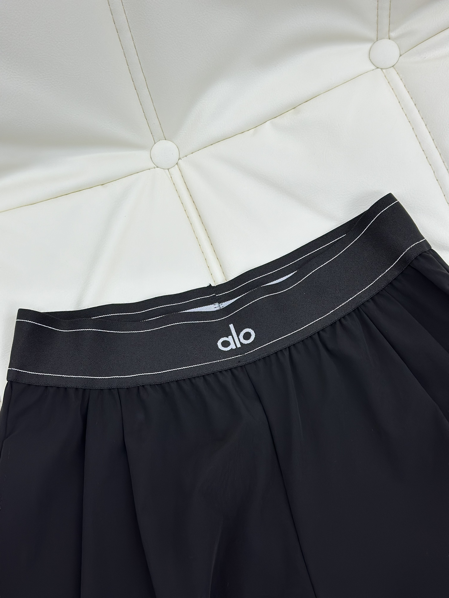 alo yoga丨Suit Up Trouser 梭织直筒松紧速干裤