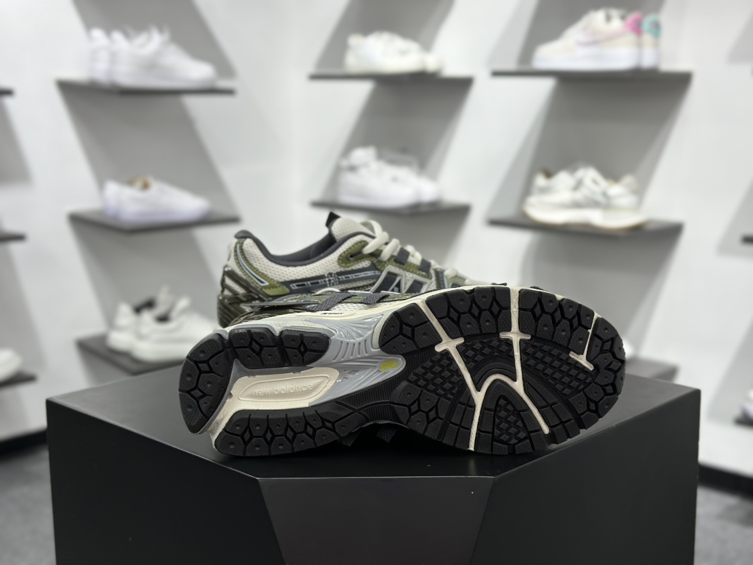220 New Balance M1906系列 复古单品宝藏老爹鞋款  U1906ANA
