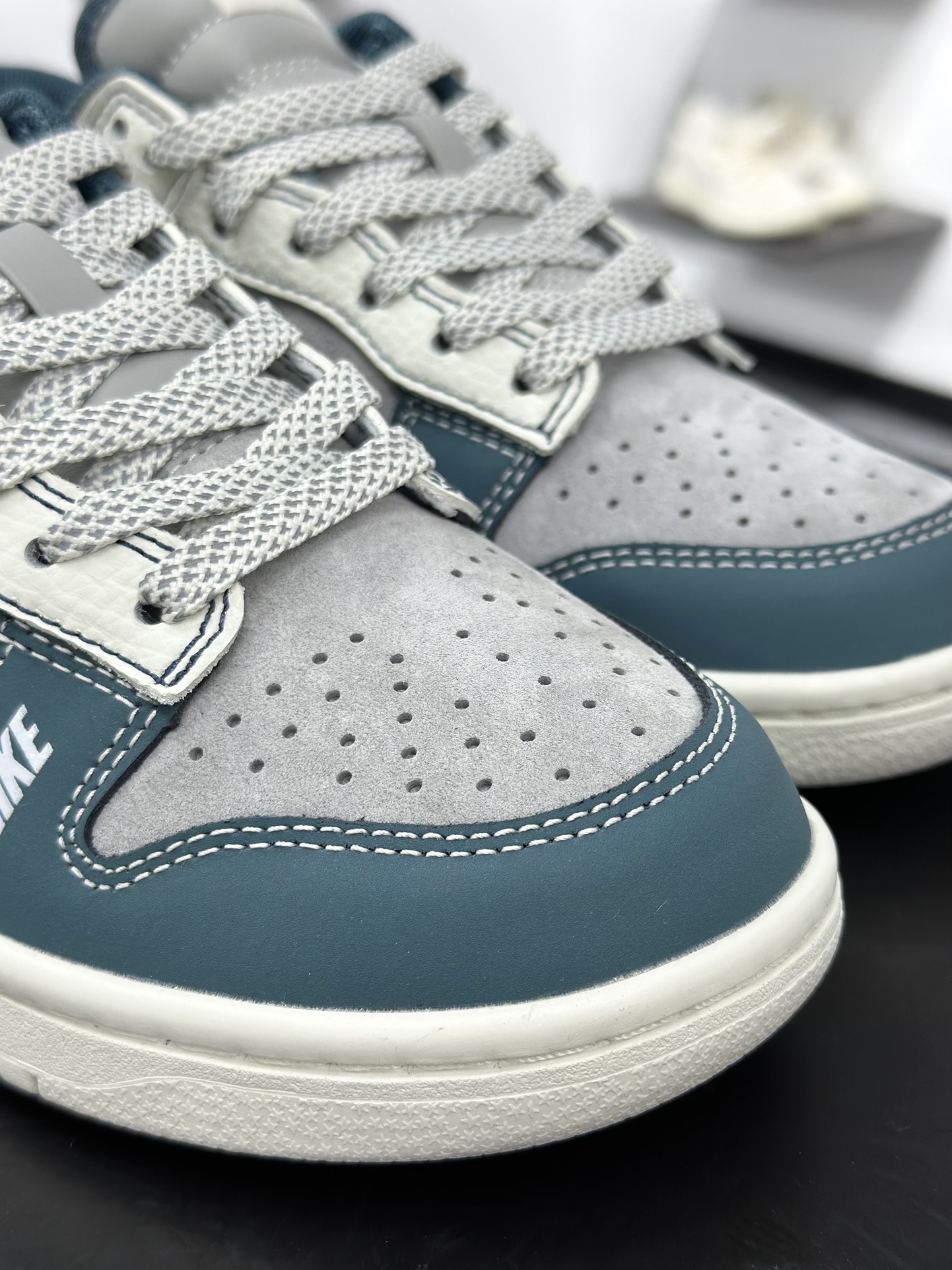 280 Nike SB Dunk Low Supreme联名 解构抽绳鞋带   CY5979-113