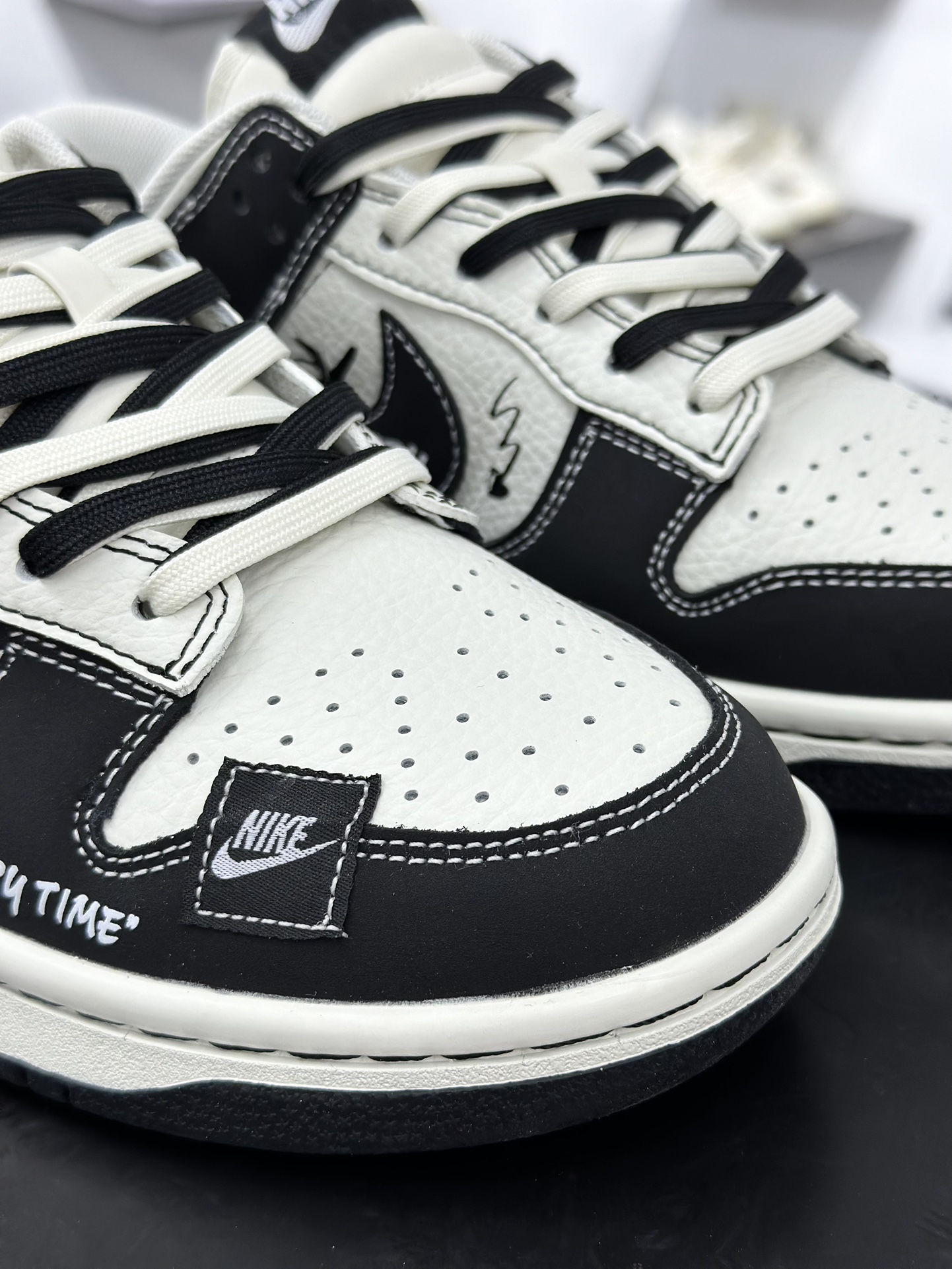 280 Nike SB Dunk Low LV路易威登联名 -——白棕摩卡印花  高端定制 低帮休闲板鞋  CY5979-116