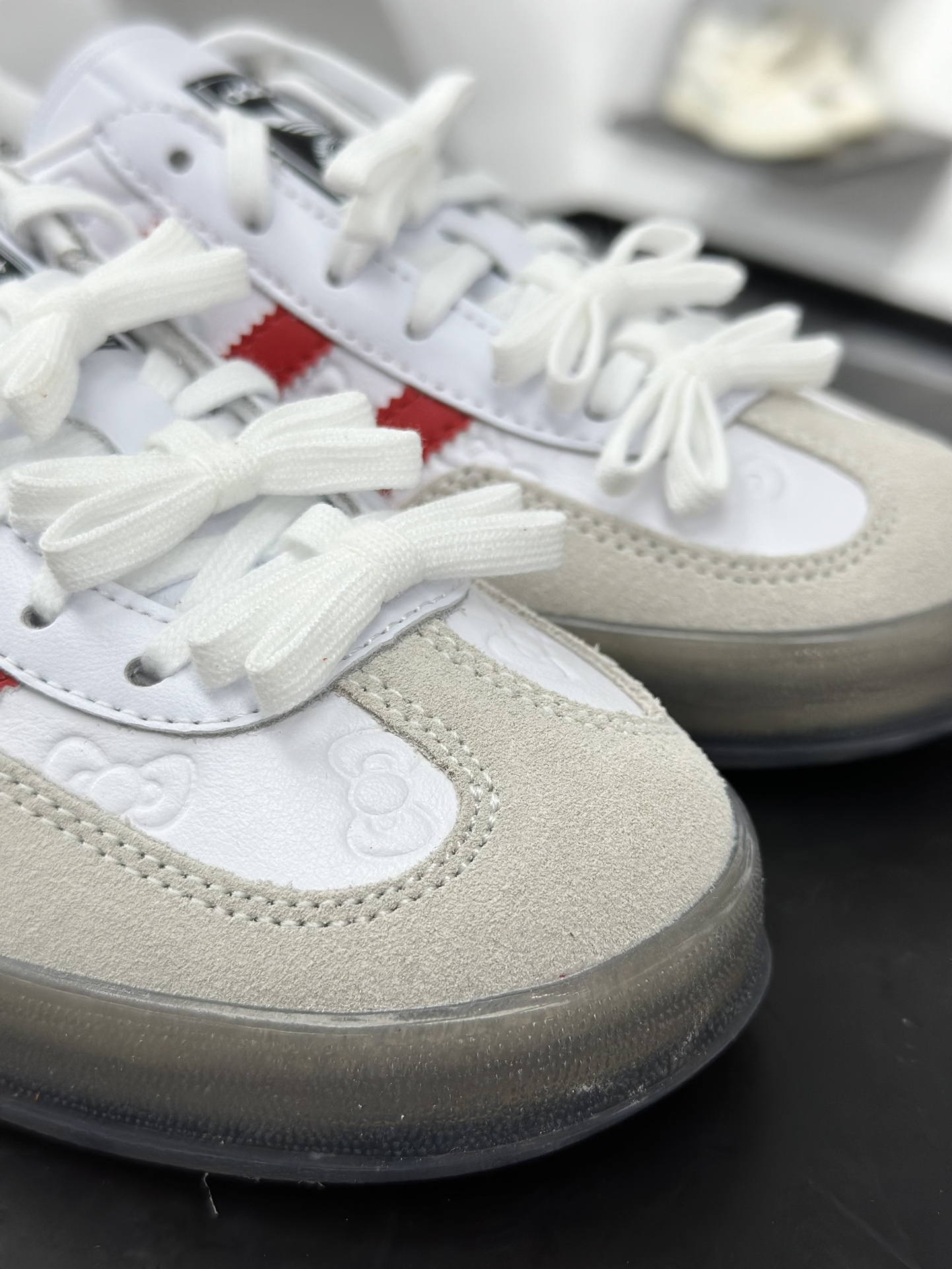 200 AD Gazelle Indoor Trainers 羚羊内训系列低帮复古百搭休闲运动德训风板鞋 II0013