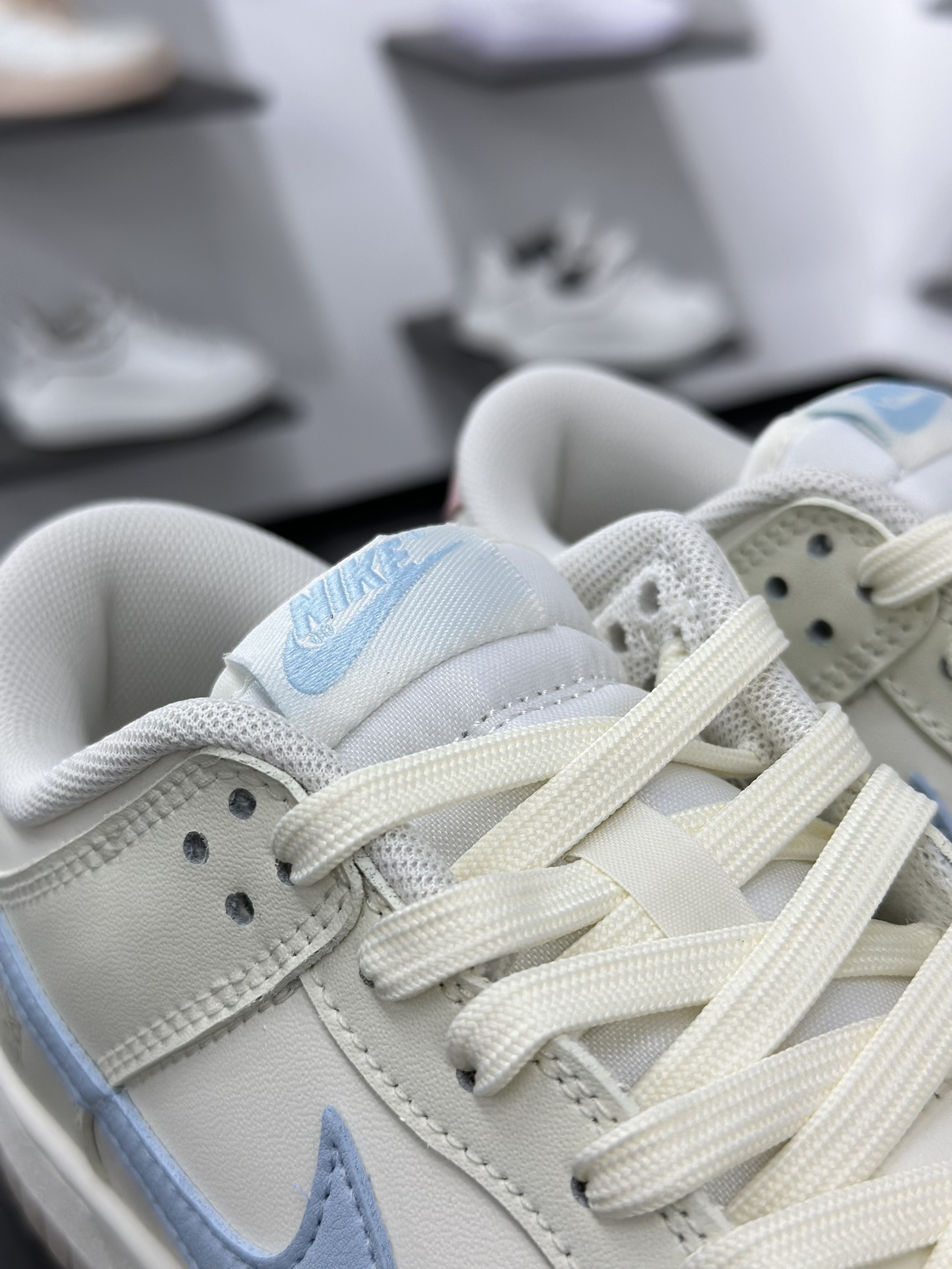 240 Nike SB Dunk Low 丘比特之心 奶油蓝粉 YW0212-012