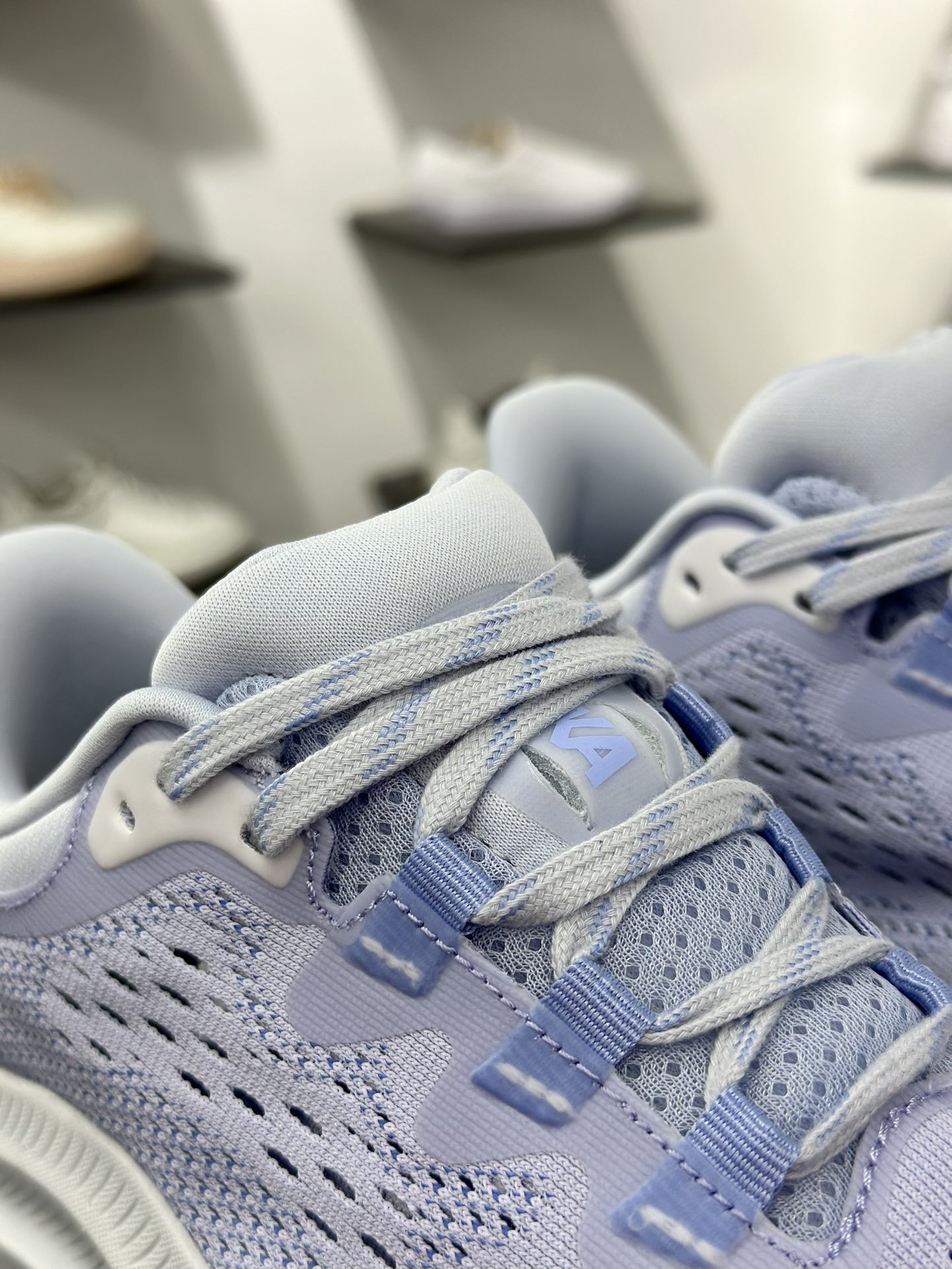 220 HOKA ONE ONE Kawana 2 网面织物 专业性能减震公路跑步鞋