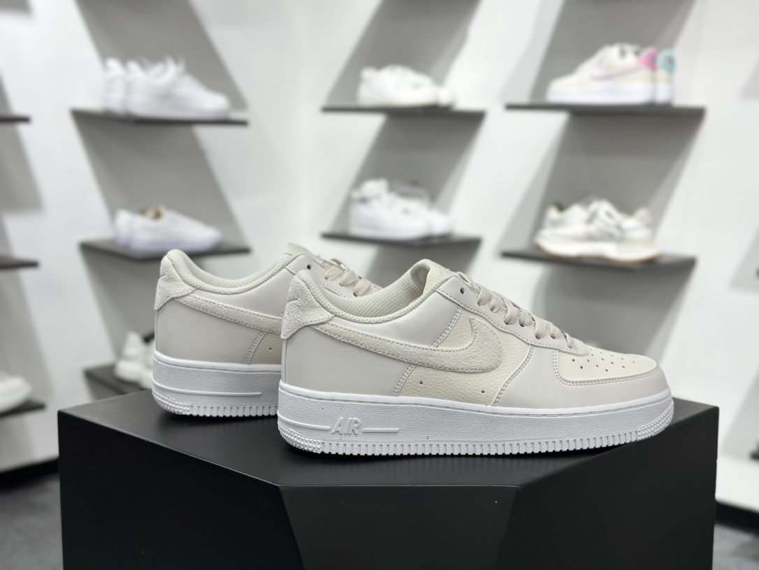 200  Nike Air Force 1 Low 灰白  HQ3905-001