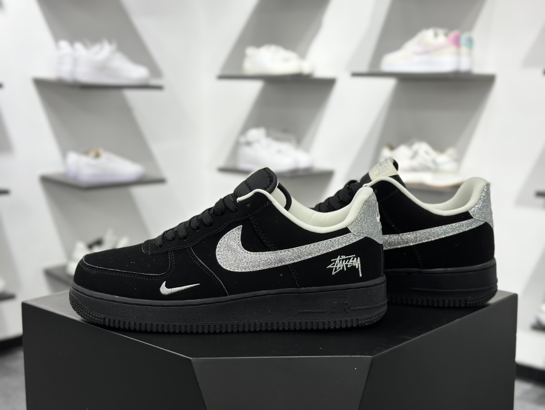 260 Nike Air Force 1 Low 07 x Stussy 黑银小钩 DF0188-043