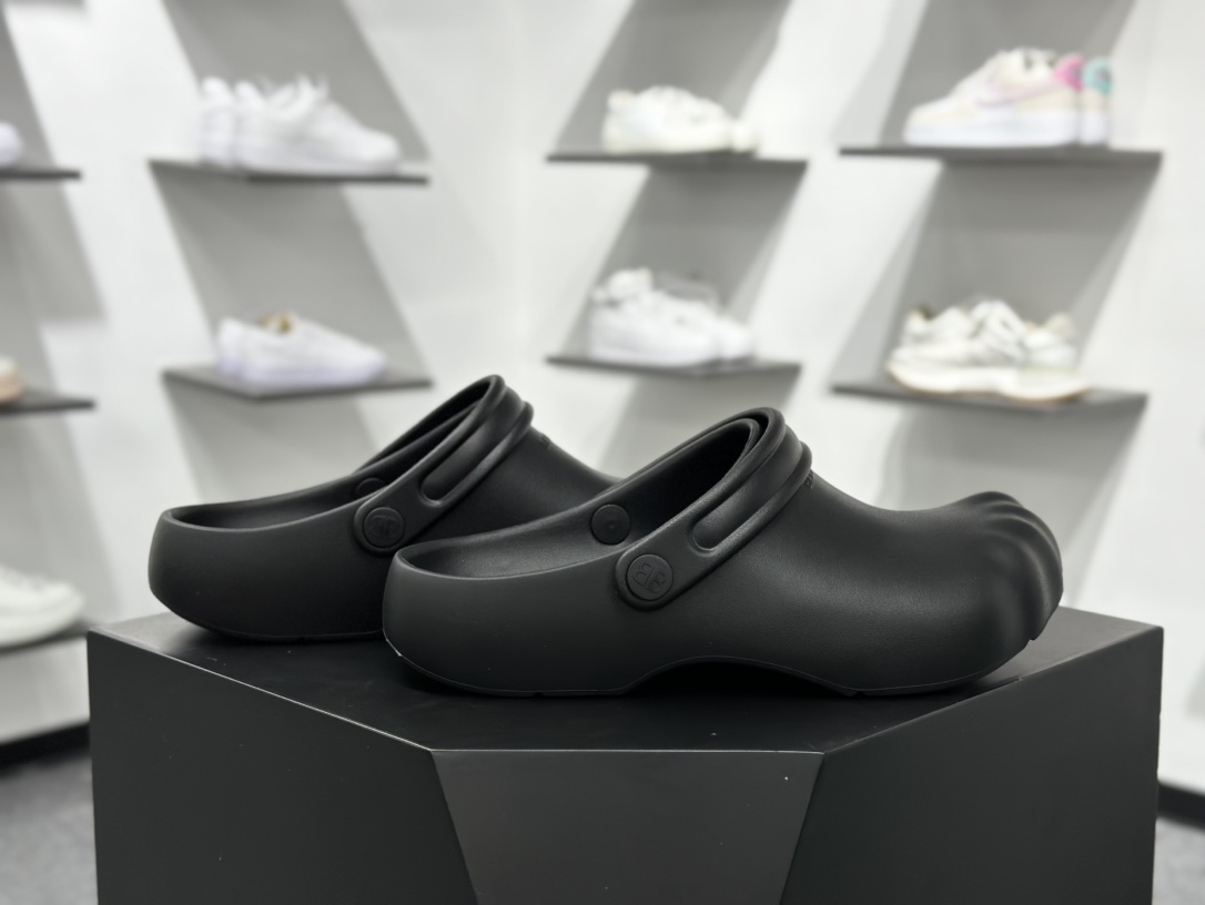 200 Balenciaga Sunday Molded Mule 巴黎世家春夏新款Sunday拖鞋