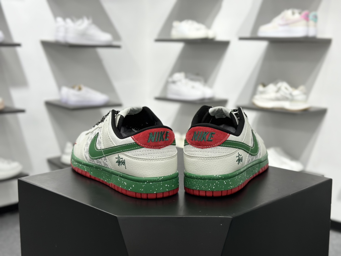 280 Nike SB Dunk Low x Stussy 白绿红小钩满天星 SC9207-406