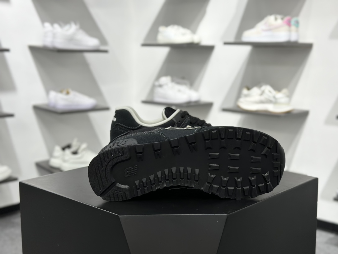 180 New Balance U574 低帮复古休闲运动慢跑鞋  U574NAB