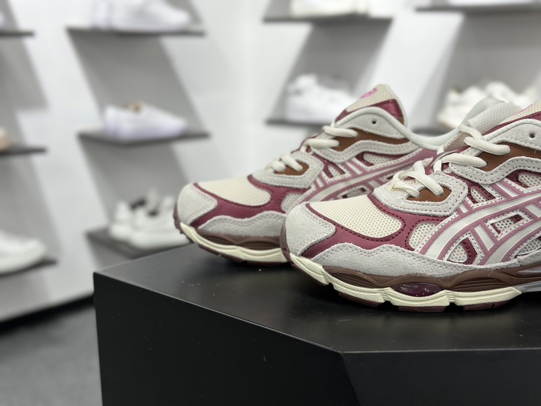 200 亚瑟士 Asics GEL-Kahana NIMBUS 10.1 耐磨透气低帮休闲鞋  1203A788-100