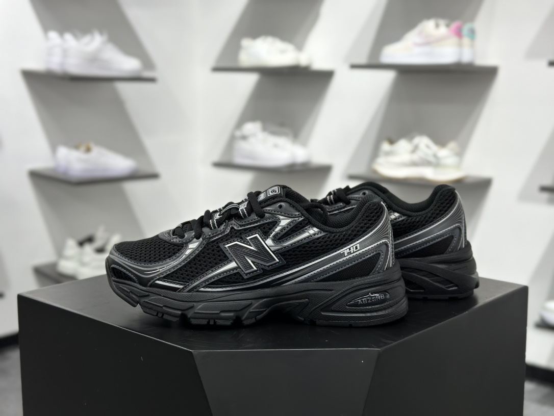 200 New Balance MR740 NB新百伦系列复古老爹风休闲运动慢跑鞋   U740BM2