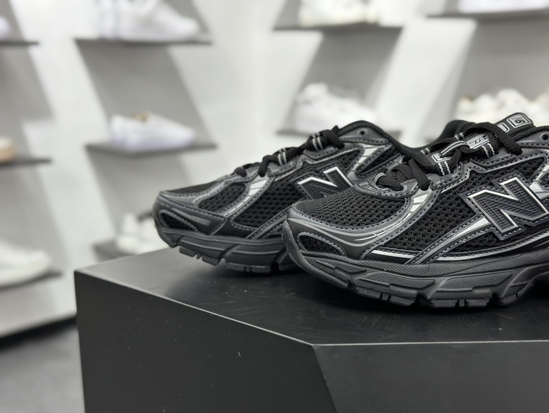 200 New Balance MR740 NB新百伦系列复古老爹风休闲运动慢跑鞋   U740BM2