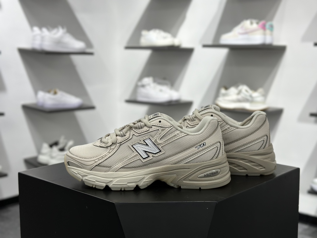 200 NB新百伦New Balance MR740系列低帮复古老爹风休闲运动慢跑鞋“奶茶色奶油底” U740LN1