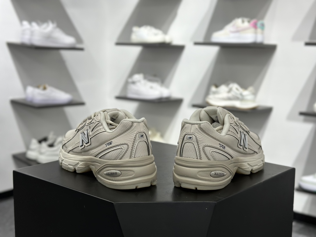 200 NB新百伦New Balance MR740系列低帮复古老爹风休闲运动慢跑鞋“奶茶色奶油底” U740LN1