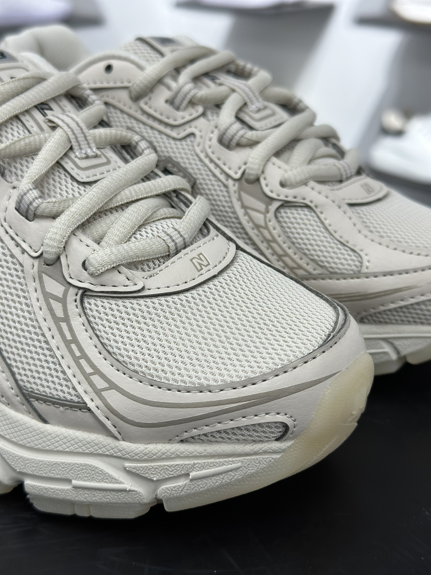 200 NB新百伦New Balance MR740系列低帮复古老爹风休闲运动慢跑鞋“奶茶色奶油底” U740LN1