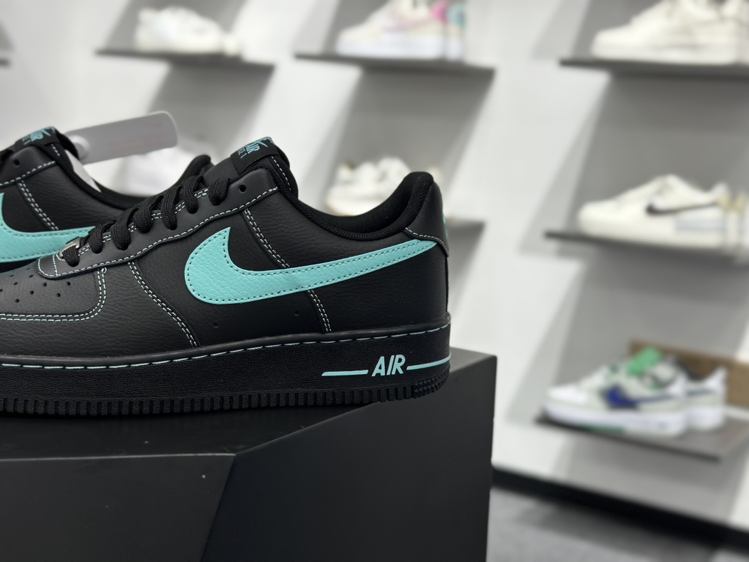 180 Nike Air Force 1 Low 07 ”Black Tiffany” 黑色极光绿 HQ2037-002