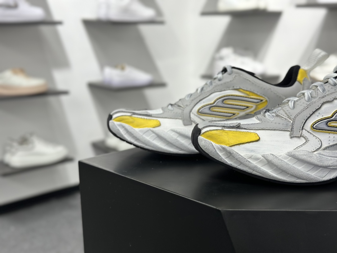 400 Balenciaga巴黎世家 MONDAY 圆头厚底低帮老爹鞋   825418 WDWTS